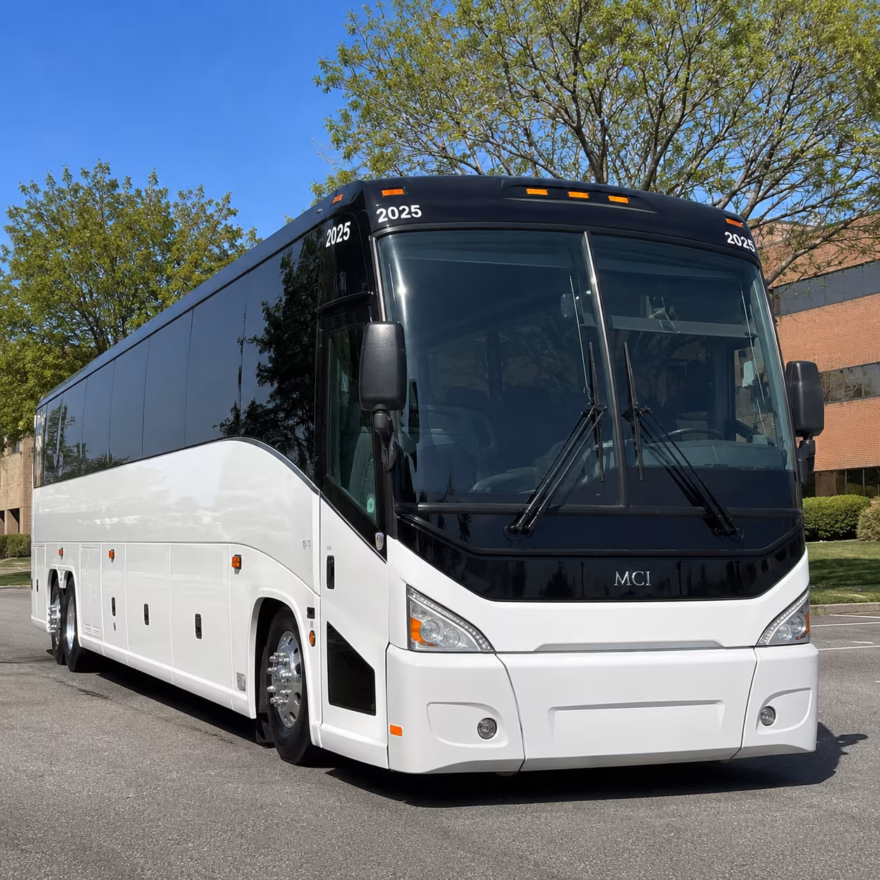 40-56 Passenger Charter Bus Exterior