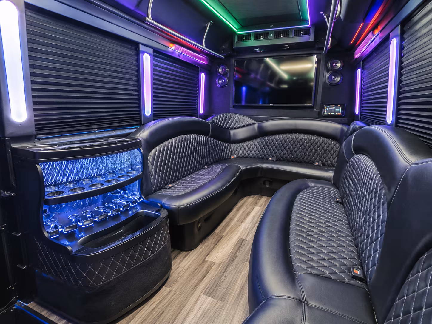 Jonesboro Birthday, Sweet 16, & Quinceañera Party Bus Rentals