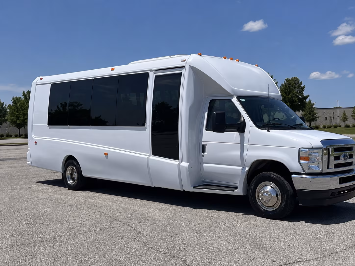 Memphis Bachelor & Bachelorette Transportation party bus exterior