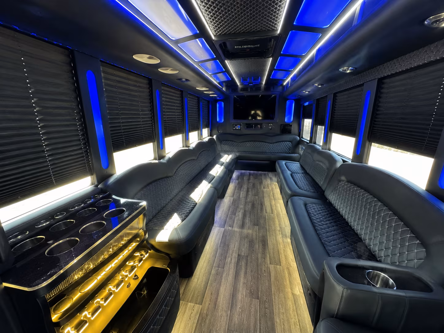 Memphis Birthday, Sweet 16, & Quinceañera Party Bus Rentals