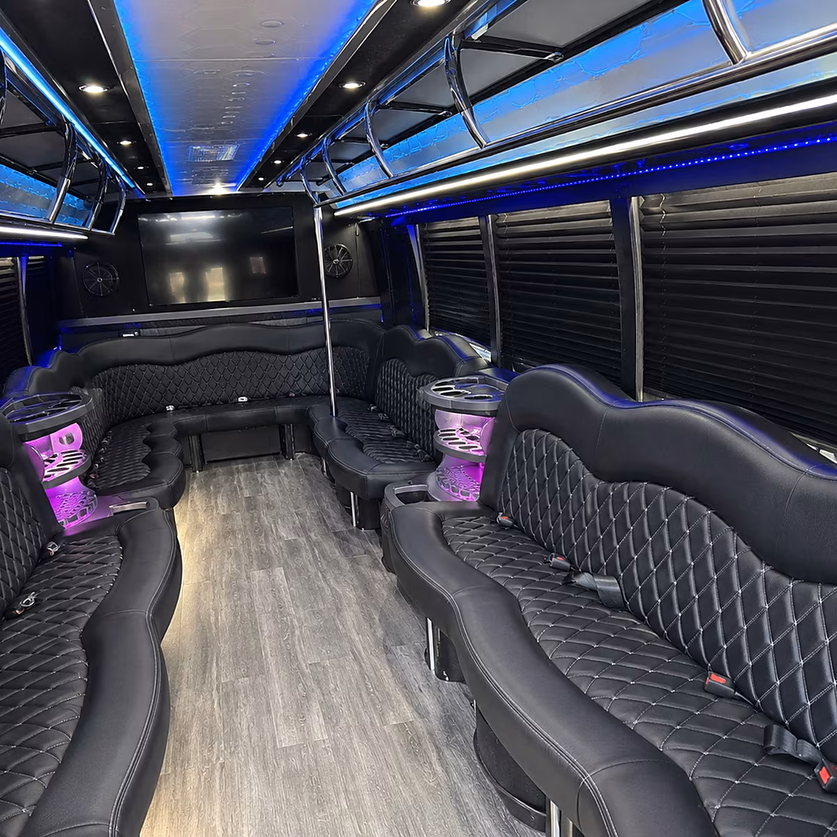 Memphis Birthday, Sweet 16, & Quinceañera Transportation party bus interior