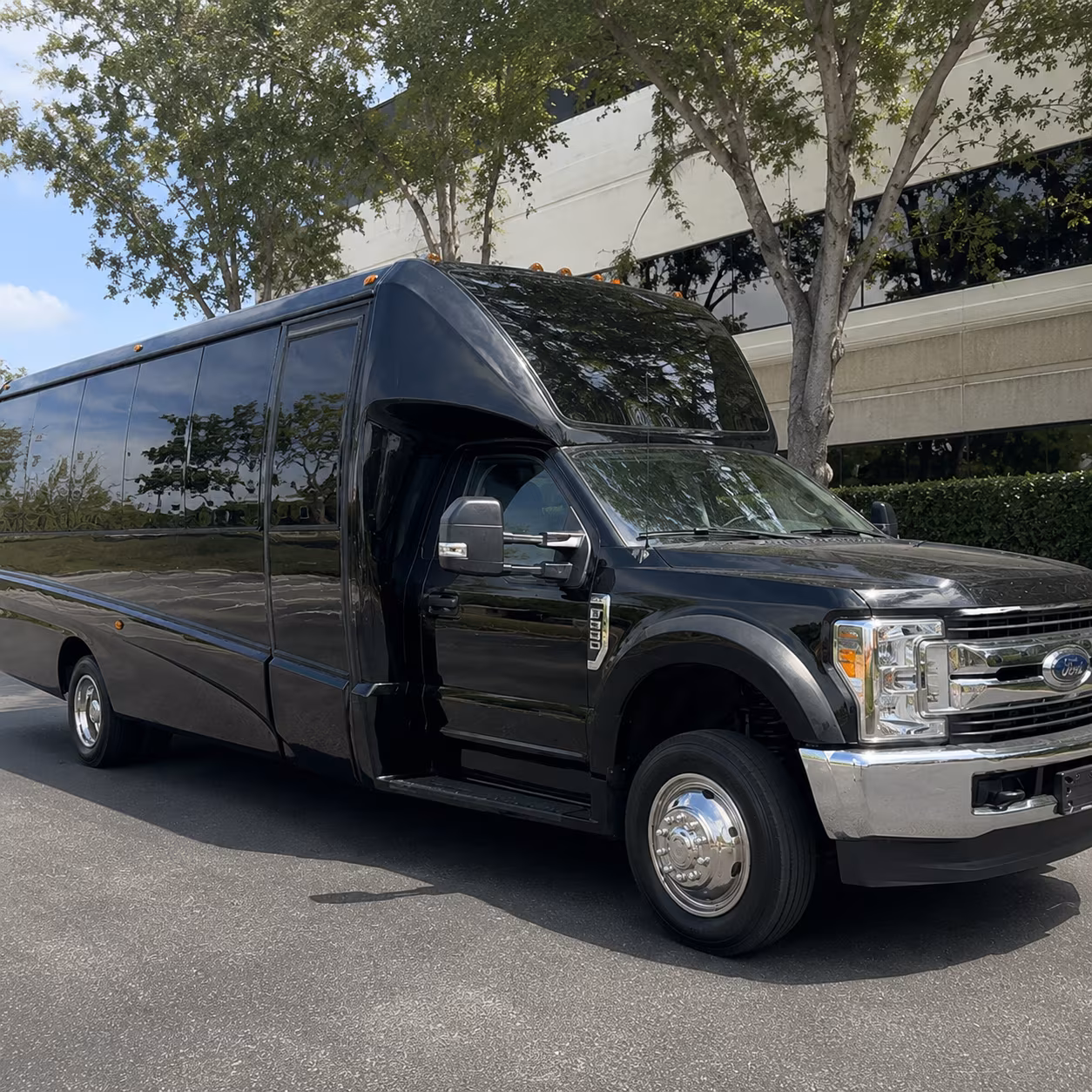 Memphis Concert & Music Festival Transportation party bus exterior