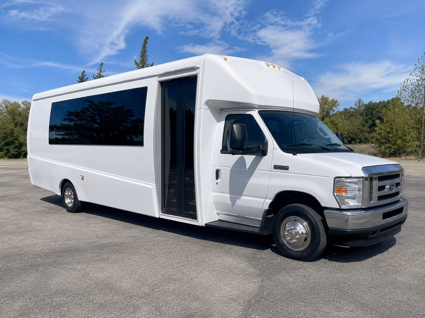 Southaven Winery Tour & Pub Crawl Transportation
