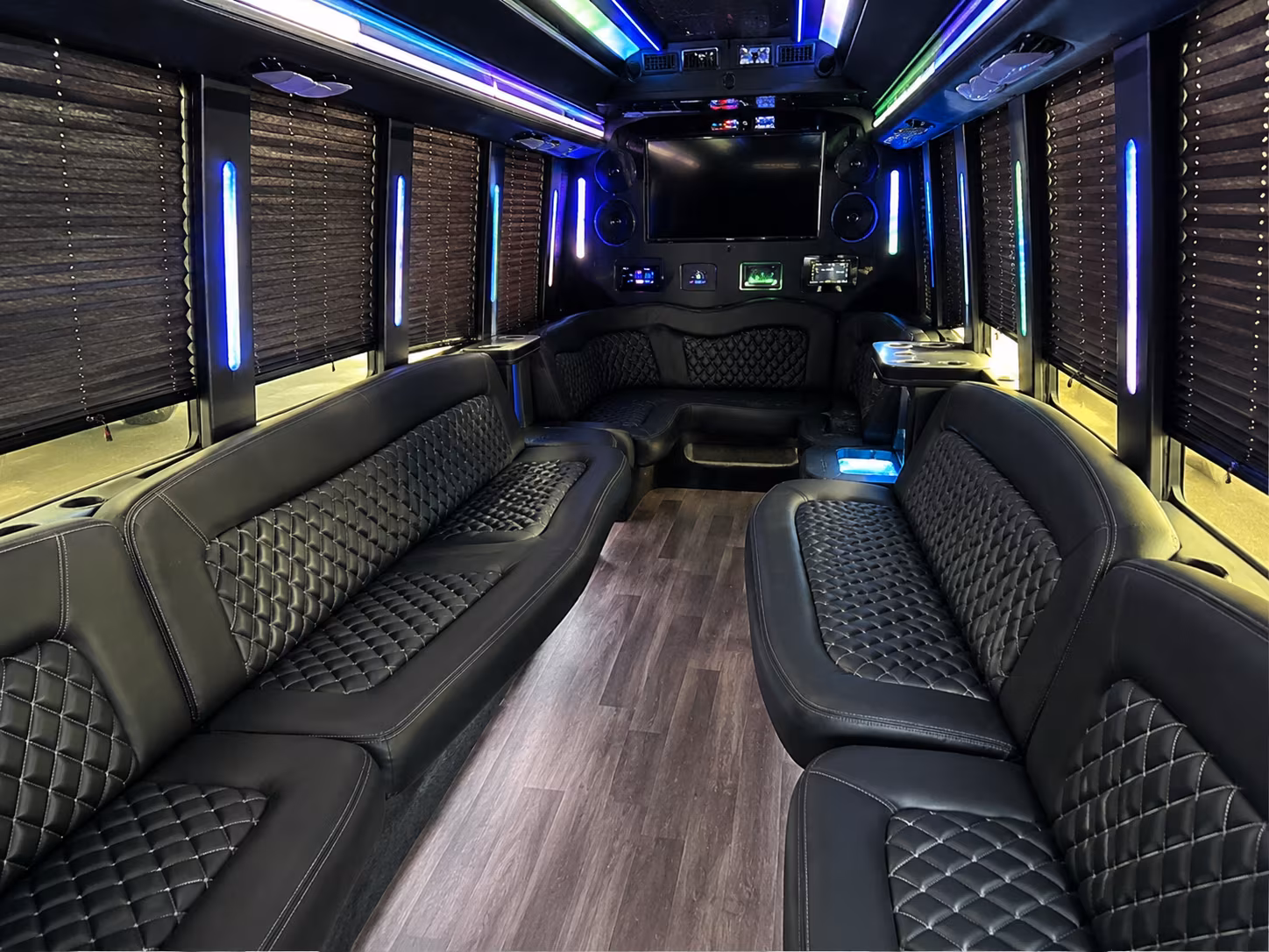 Memphis Winery Tour & Pub Crawl Transportation