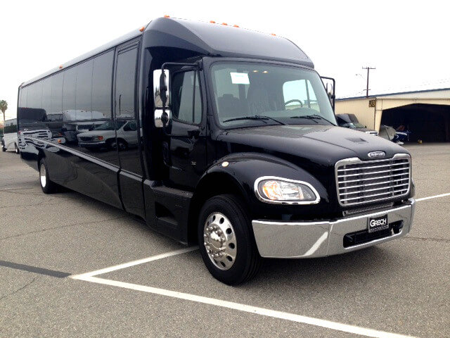 Hendersonville 22 Passenger Party Bus