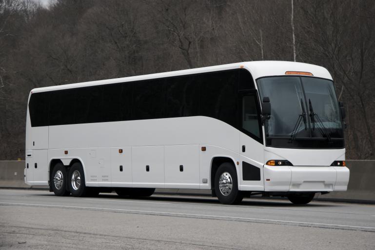 Hendersonville 47-56 Passenger Charter Buses